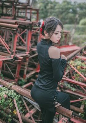 骚逼很想要视频_720在线播放观看